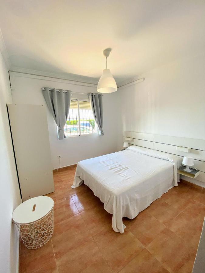 Apartamento Rio Adelfas Apartamento Benajarafe Exterior foto